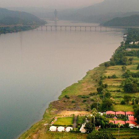 Riverview Tent Resort Kevadia 외부 사진