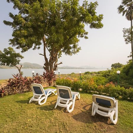Riverview Tent Resort Kevadia 외부 사진