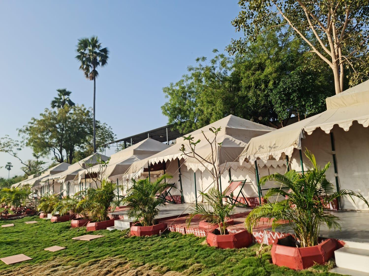 Riverview Tent Resort Kevadia 외부 사진