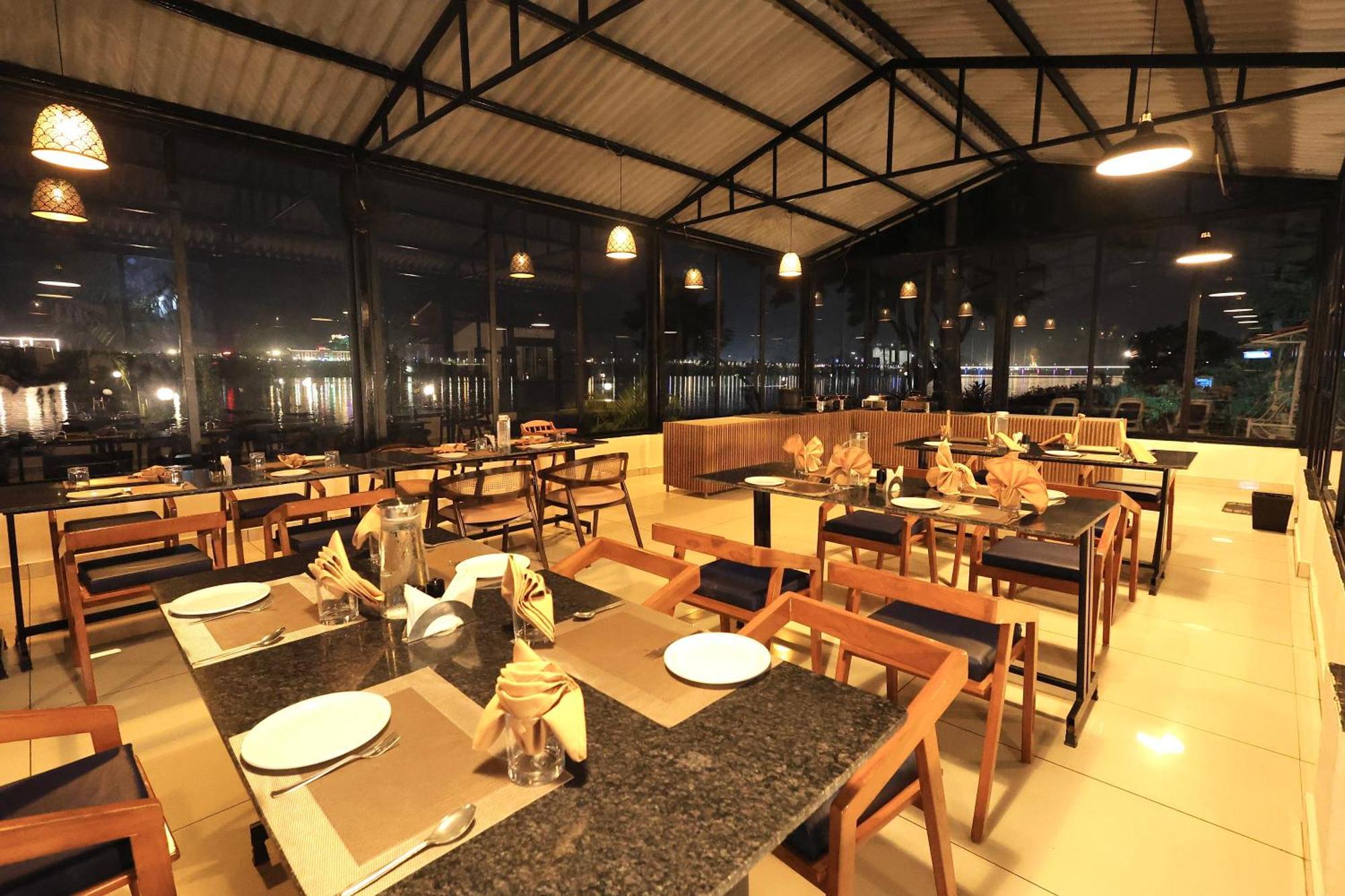 Riverview Tent Resort Kevadia 외부 사진