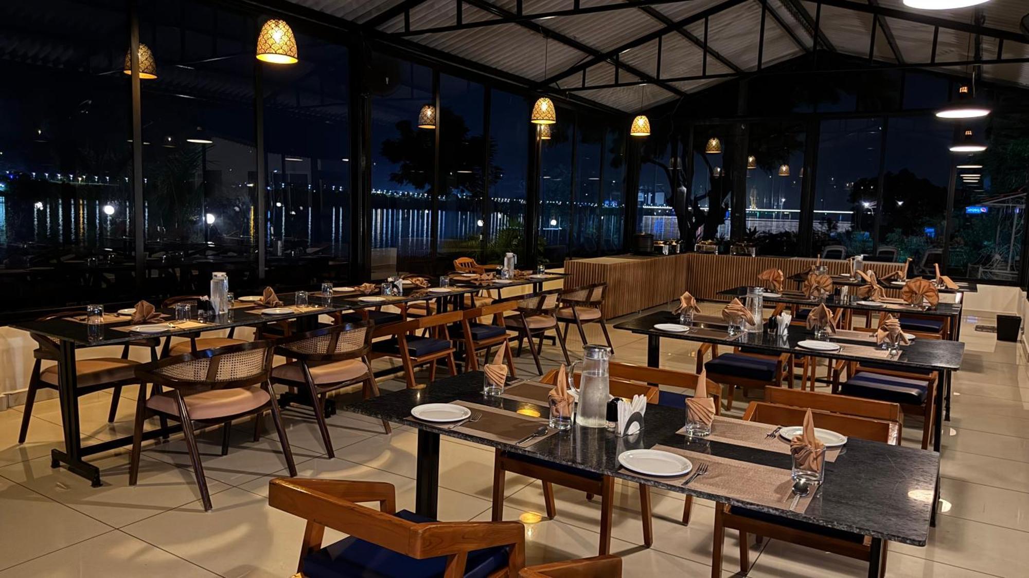 Riverview Tent Resort Kevadia 외부 사진