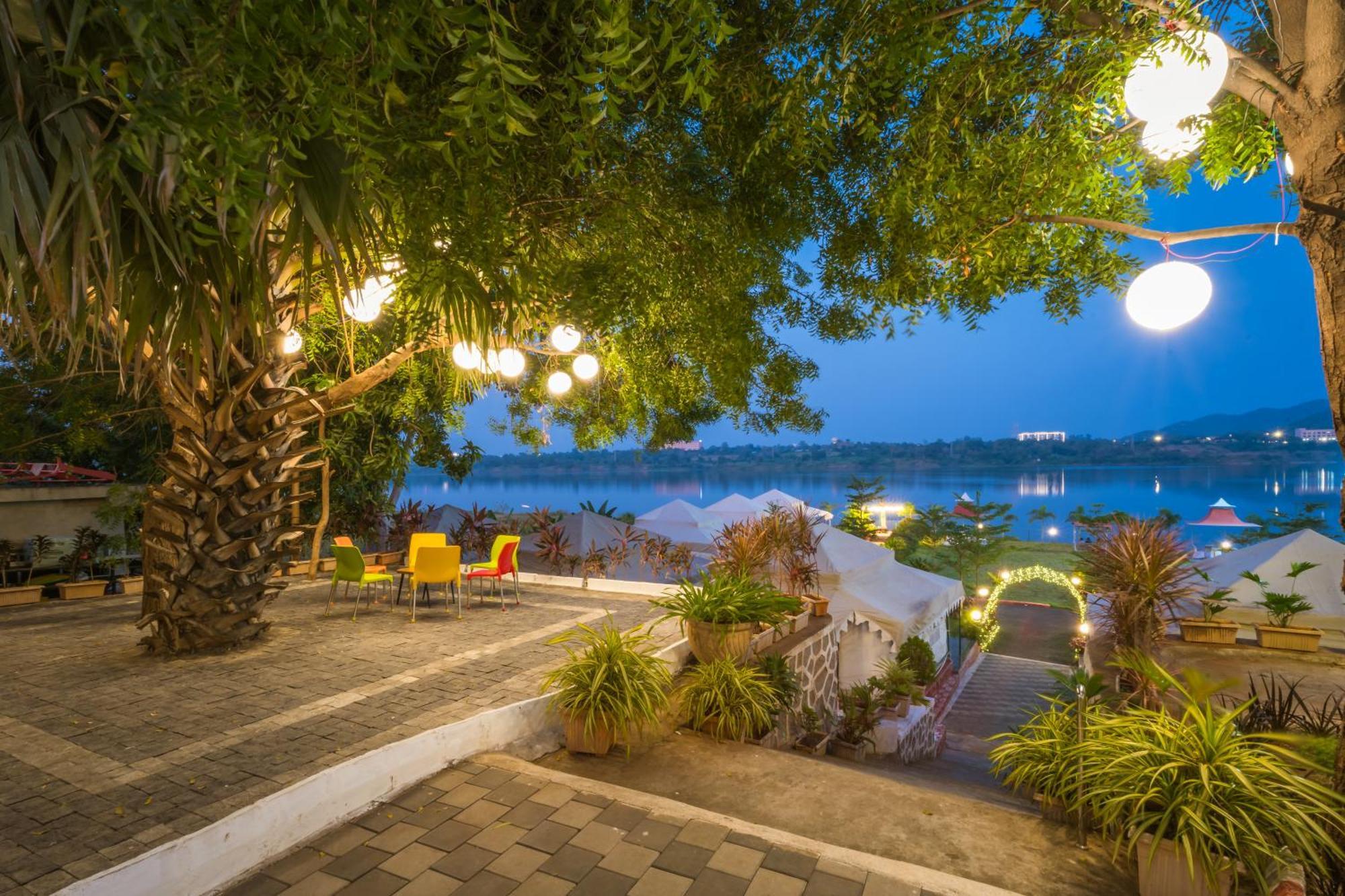 Riverview Tent Resort Kevadia 외부 사진
