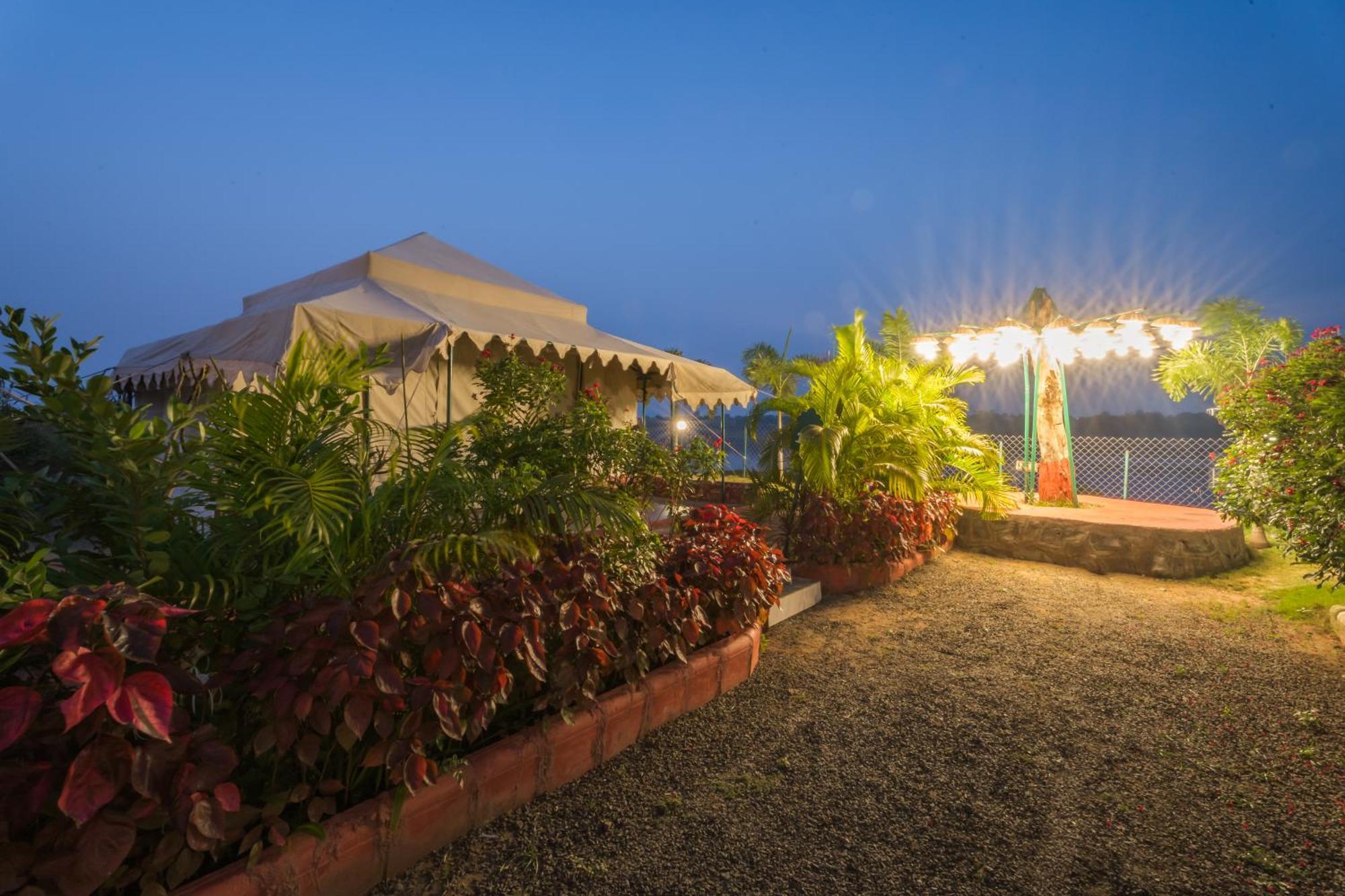 Riverview Tent Resort Kevadia 외부 사진