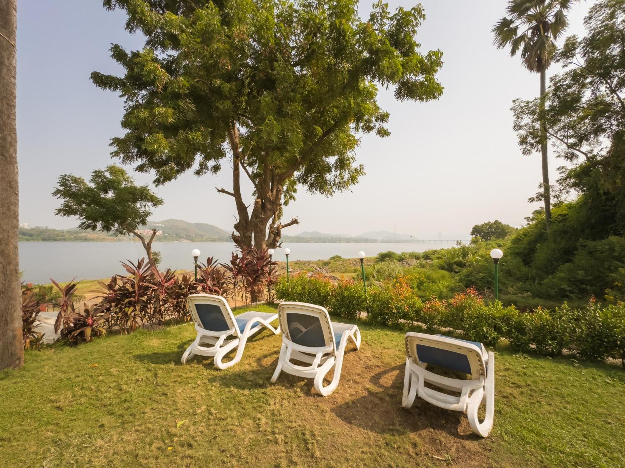 Riverview Tent Resort Kevadia 외부 사진