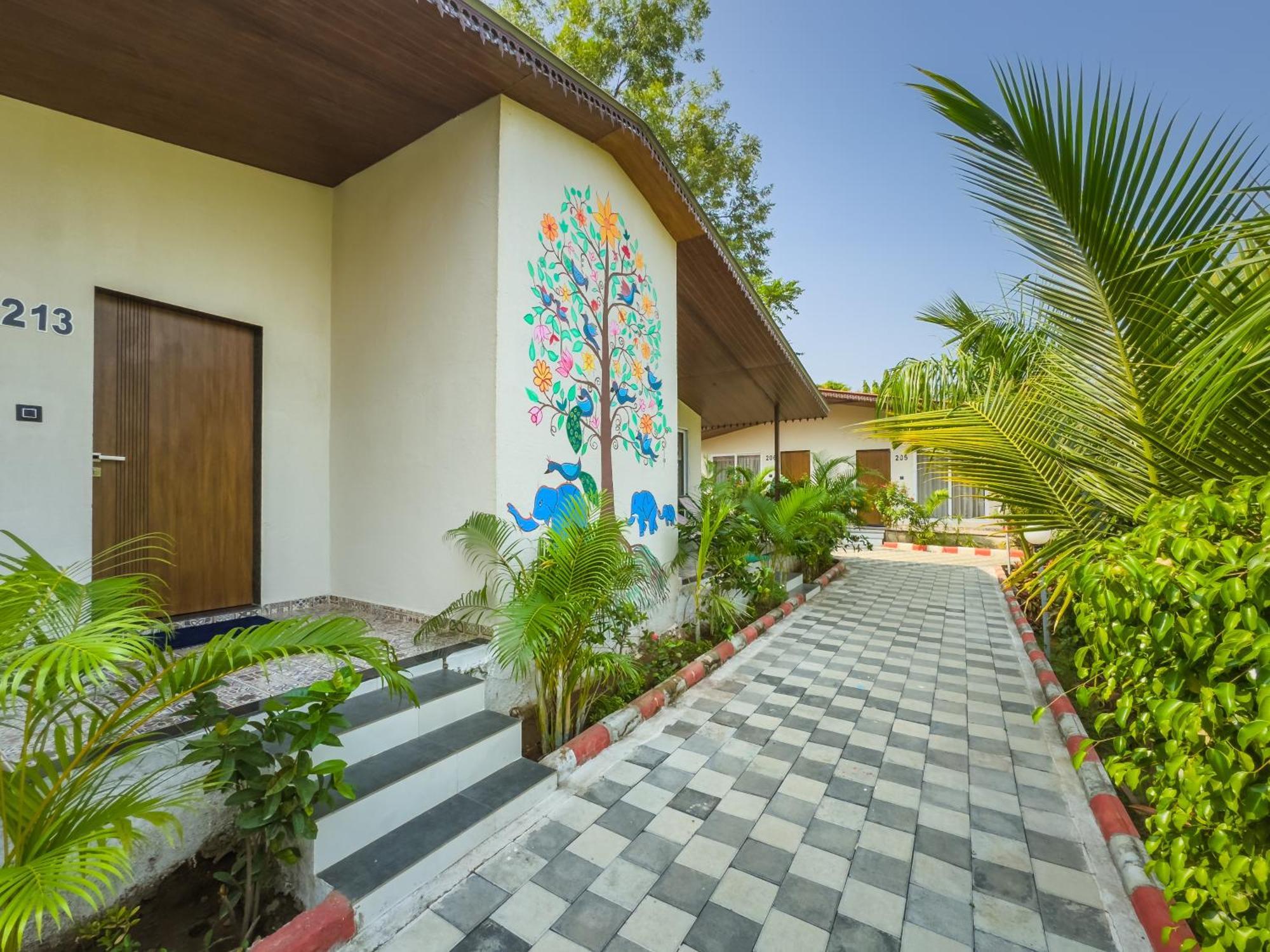 Riverview Tent Resort Kevadia 외부 사진