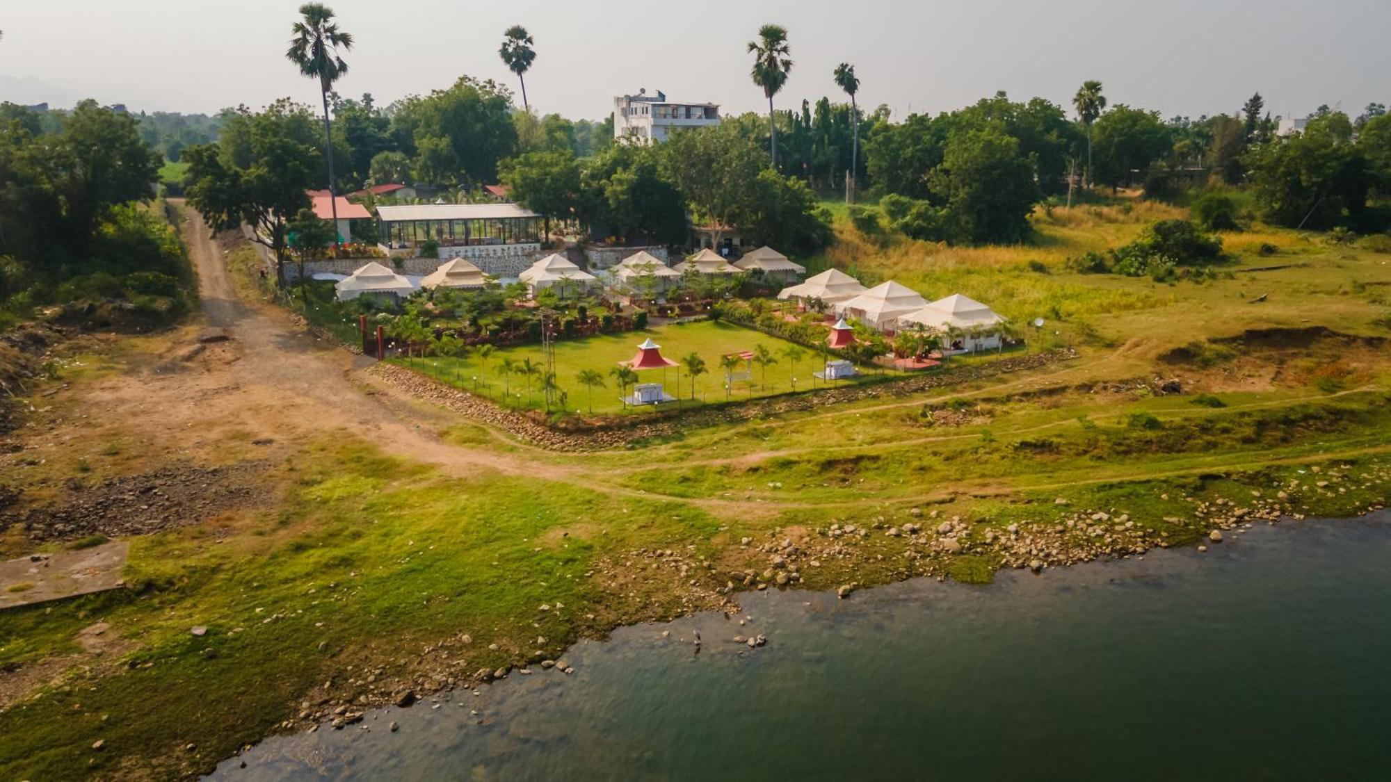 Riverview Tent Resort Kevadia 외부 사진