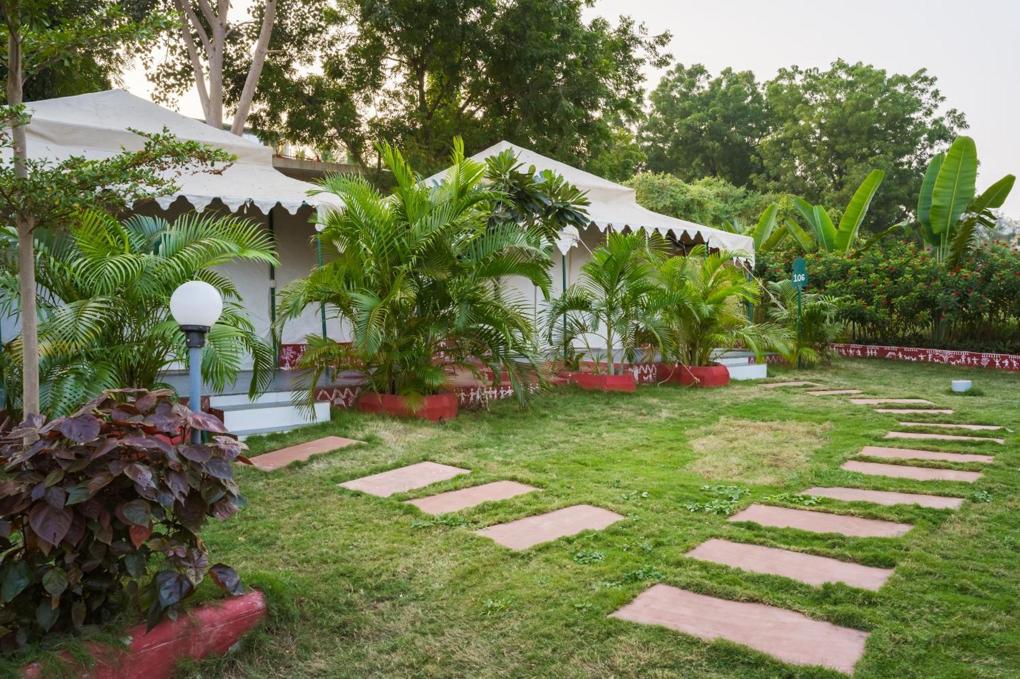 Riverview Tent Resort Kevadia 외부 사진